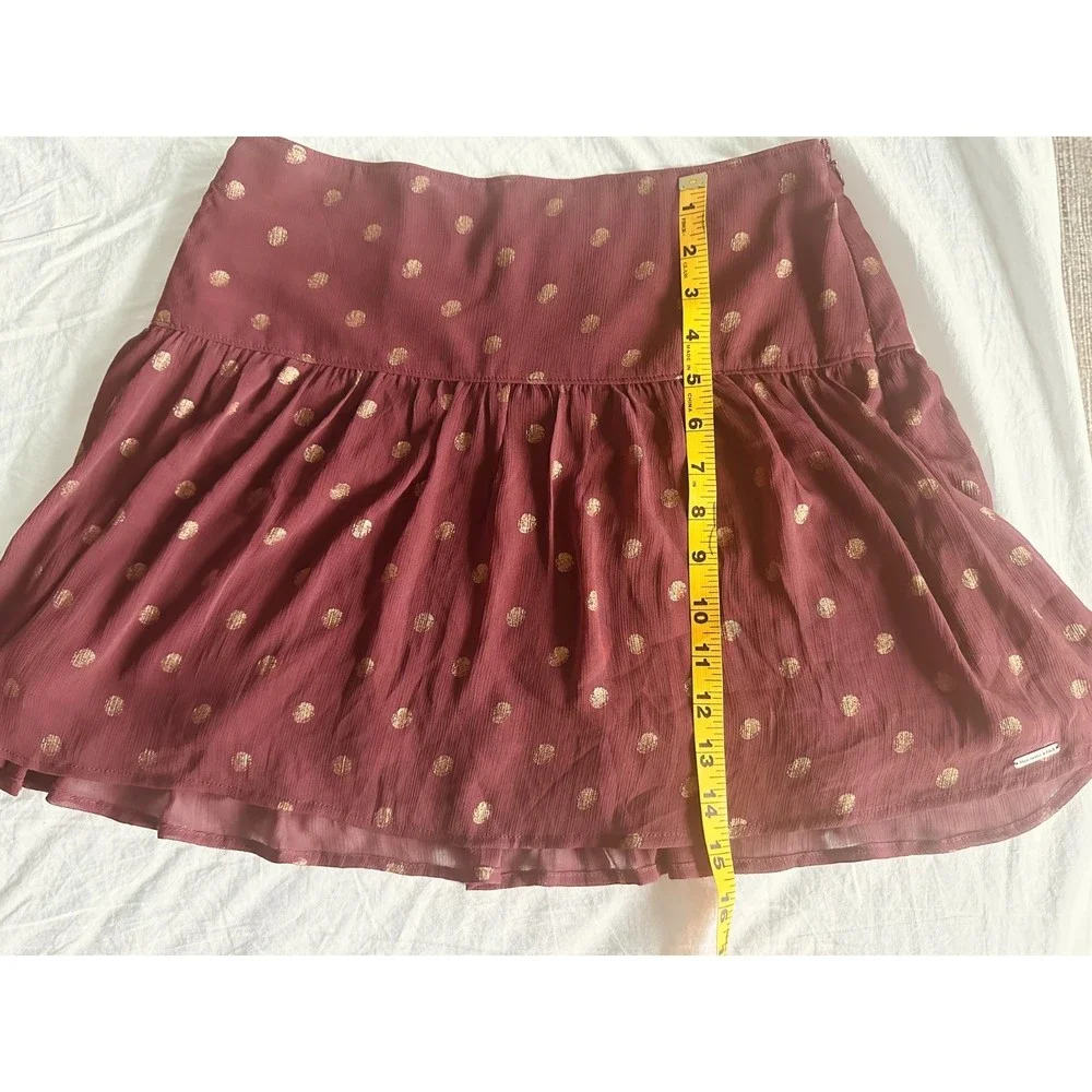 NWT Abercrombie & Fitch Burgundy Flare Skirt, US size 4